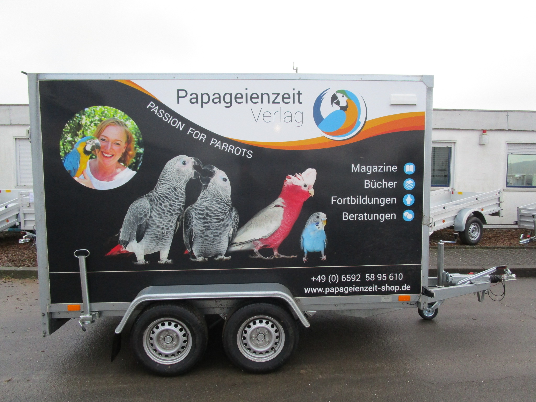 Beispiele Beschriftung von Anhngern + Planen