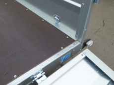 Brenderup 2300 S klappbare Vorderwand 3,01x1,53x0,40m 2,5t