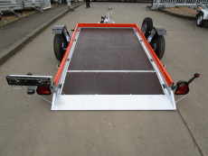 Vezeko Husky 13.28 2,72mx1,63m 100 km/h 1,3 t