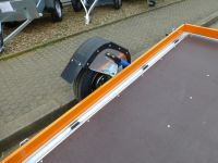 Vezeko Husky 13.28 2,72mx1,63m 100 km/h 1,3 t