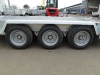 Ifor Williams GH 146 ALUBODEN+ Box + Ersatzrad 3 Achsen 419x184cm 3,5t