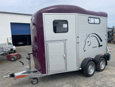 Cheval Liberté TOURING Jumping V 1 Sattelkammer 100 km/h 2,6 t