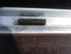 Vezeko Absenker Husky 13.28 gebremst 2,72x1,63m 1,3t 100 km/h