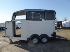 Ifor Williams HBX 511 Frontausstieg Extras Großpferde 2,7 t