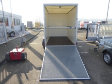 Unsinn UKU 301519 RAMPE 305x157x194cm GFK+Stahlblech-Sandwich-Wände 2 t