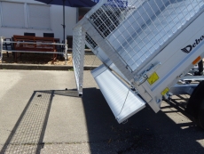 DEBON PW 2.4 LUX ELEKTRO 2,6 t 3,05x1,75x0,35m Gitteraufsatz