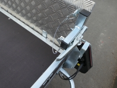 Debon Roadster kippbarer Kleinfahrzeuganhänger 308x175cm 1,3 t