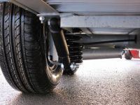 Debon C 500 ALU 2 t 309x167x200cm 100 km/h