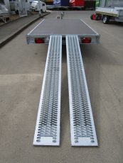 Eduard Plattform 3318 RAMPEN + Winde 330x180cm 1,8 t AKTION