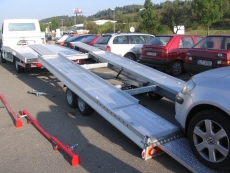 VEZEKO Autotransporter Überfahranhänger ! Preis auf Anfrage !