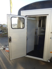 Cheval Liberté TOURING Jumping V 2 EDITION 30 SATTELRAUM + 2 x Seitentür 100km/h 2,6 t