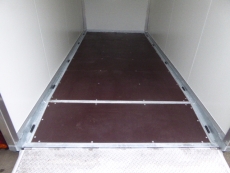 Absenker-Sandwichkoffer Husky FB 27.35 Tr+Rampe 344x157x190cm VORRAT