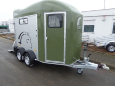 Cheval Liberté GOLD 3 PREMIUM EDITION 30 Western-Sattelkammer + Pullmann2 + 100 km/h +2,6 t