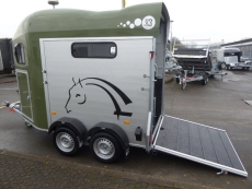 Cheval Liberté GOLD 3 PREMIUM EDITION 30 Western-Sattelkammer + Pullmann2 + 100 km/h +2,6 t