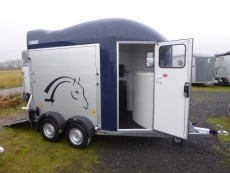 Cheval Liberté GOLD ORIGINS 100 km/h + SATTELKAMMER 2 t NEU