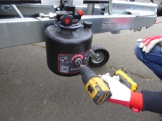 Vezeko PROFI-Kipper Stahlboden + Pendelklappe + Akkuschrauber-+Handpumpe 260x152x35cm 2,7 t