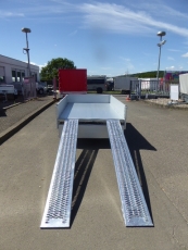 EDUARD 2615 2,7t H-Pumpe + Rampen + Stützen 256x150x30cm