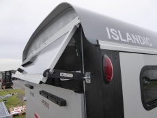 Cheval Liberté ISLANDIC 5 Pferde TRENNWAND Sattelraum+ Dachlüfter 3,5t NEU !!!