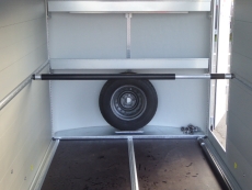 Airlineschienen in alle Debon Kofferanhänger montiert: C 255, Cargo 1300, C 300, C 400, C 500, C 700, C 800, C 900, C 1000...