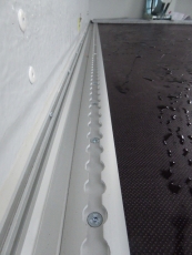 Airlineschienen in alle Debon Kofferanhänger montiert: C 255, Cargo 1300, C 300, C 400, C 500, C 700, C 800, C 900, C 1000...