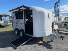 Cheval Liberté MAX 3 Rampe/Türe + Oberklappe +Frontausstieg+ Sattelraum 3 Pferde 3,5 t