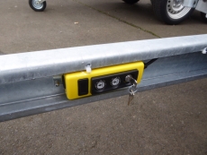 EDUARD 3318 3-SK 3,5t + Rampen Elektro 330x180x30cm LH 63cm