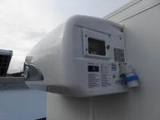 VeZeKo Kühlkoffer TK B 15.30 KH Stützen 301x148x193cm 1,5 t