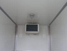 VeZeKo Kühlkoffer TK B 15.30 KH Stützen 301x148x193cm 1,5 t