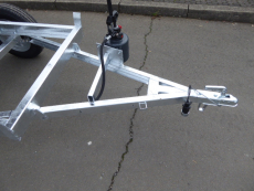 VDM Einachs Rückwärtskipper Handpumpe 304x152x30cm 750 kg