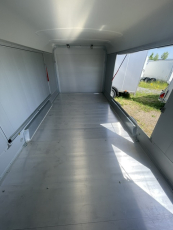 Debon C 2000 ALU XXL 550x220x204cm 100 km/h 3,5 t