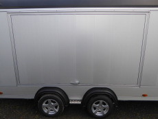 Debon C 2000 ALU XXL 550x220x204cm 100 km/h 3,5 t