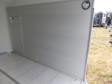 Debon C 400 ALU 3,15x1,64x2,00m 100 km/h 1,3 t