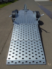 Vezeko Motovan + breite Klapprampe 2,48x1,07m 750 kg