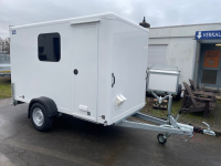 Blyss PREMIUM Sandwichkoffer Seitentür Fenster 305x159x180cm Türen 100 km/h+Extras 1,3 t