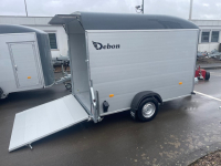 Debon C 400 ALU 3,15x1,64x2,00m 100 km/h 1,3 t