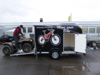 Debon Cargo 1300 Polykoffer + 100 km/h + Pullmann2-Komfortfahrwerk 1,3t